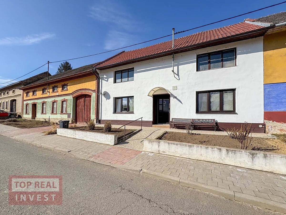 Prodej rodinného domu 111 m², pozemek 2328 m²